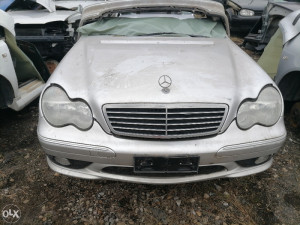 Dijelovi MERCEDES W203