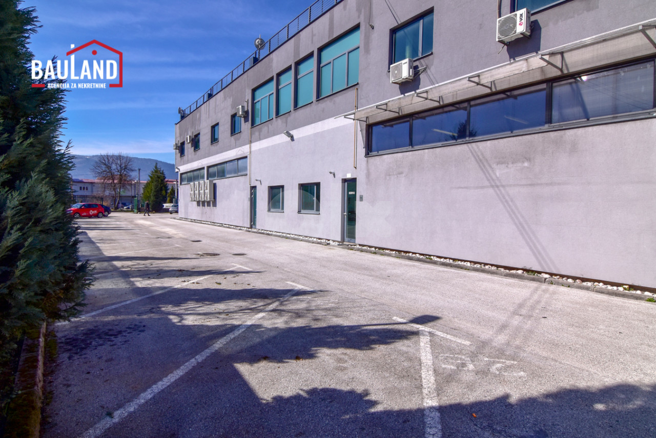 BAULAND/ Reprezentativan poslovni objekat  1500m2/ Stup 13