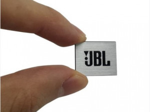 JBL znak logo emblem za zvucnik auto i dr.. SILVER