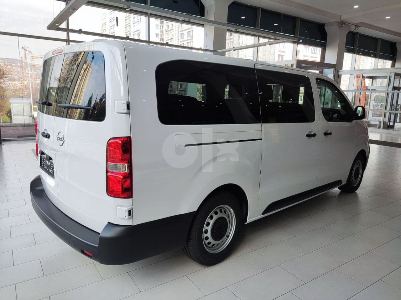 Rent a Car Sarajevo Opel Vivaro 180 KS, Rent a Kombi Iznajmljivanje