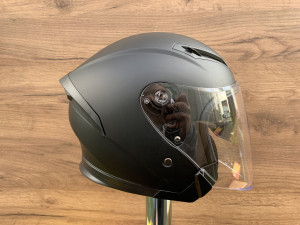 Kaciga za motor skuter sa naocalama 478