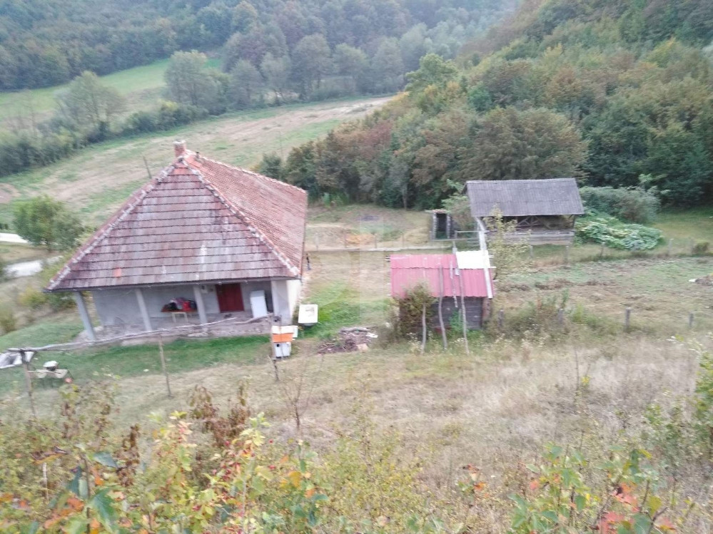 Kuća vikendica Visoko Haluge 4100m2 1/1 Podvinci zamjena za auto 3
