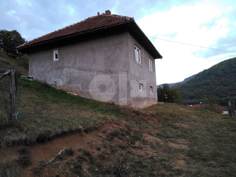 Kuća vikendica Visoko Haluge 4100m2 1/1 Podvinci zamjena za auto 2