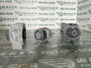 Nosac motora Mercedes W169 (fotografija 1)