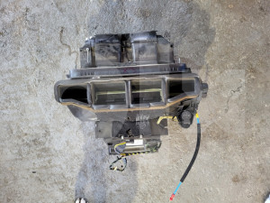 Bmw e83 x3 BUBANJ KABINE mali hladnjak vode klime klapn