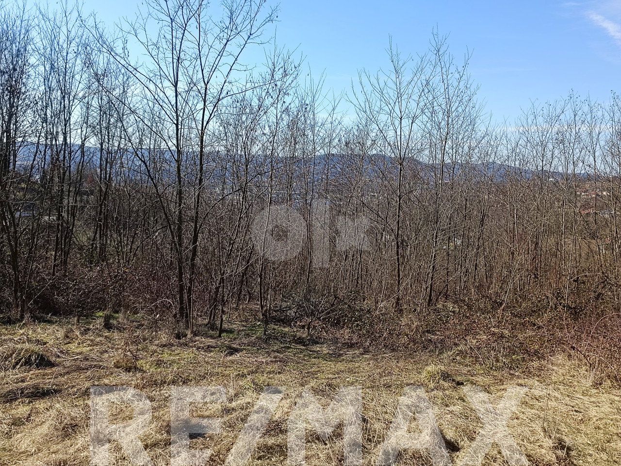 Prodaje se zemljište od 10278m2 u Ramićima 5