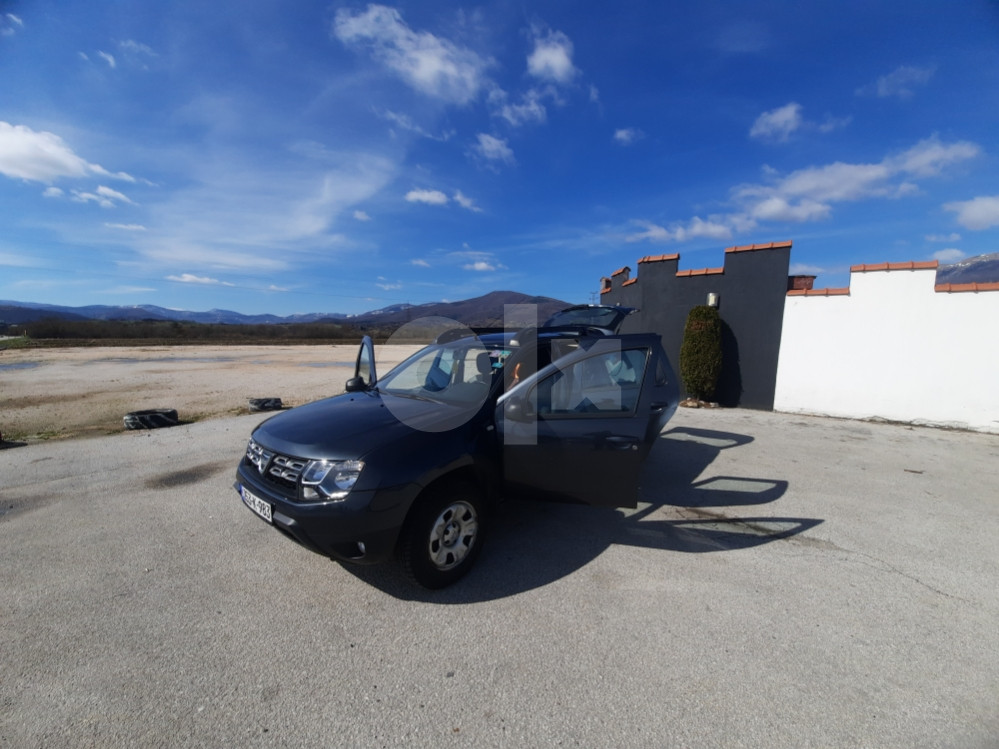 Dacia Duster 1.5 dCi, 4x4, KAO NOVA, 2 s.guma, servisna, reg10/25