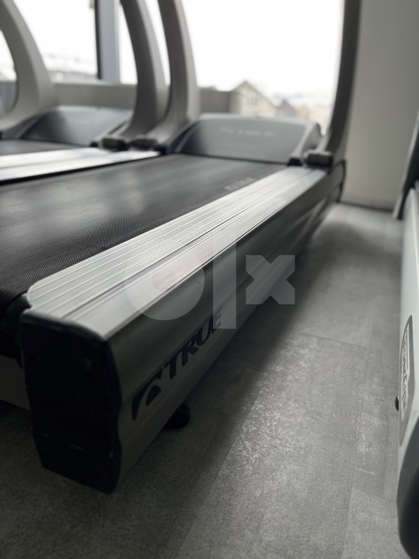 True CS800 Touch Display Fitnes oprema - Trake za trčanje - OLX.ba