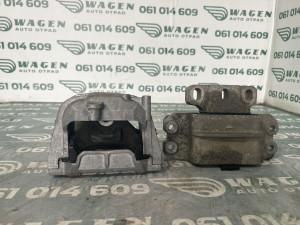 Nosac motora Volkswagen Golf 5 (fotografija 1)