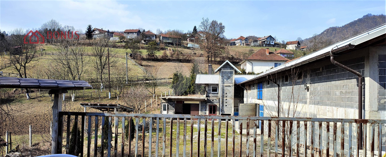 Poslovna hala,  Lončari, Busovača 445 m2 15