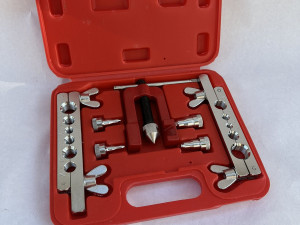 Set alata za pertlanje i proširivanje bakrenih cijevi
