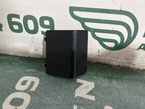 Poklopac obd BMW E90