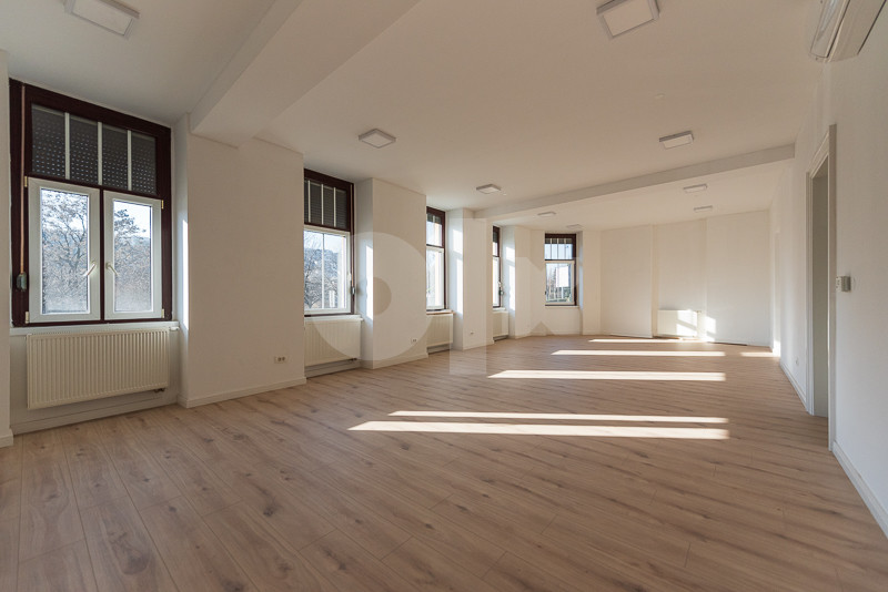 Dvoetažni Stan Sarajevo - Centar - 150m2