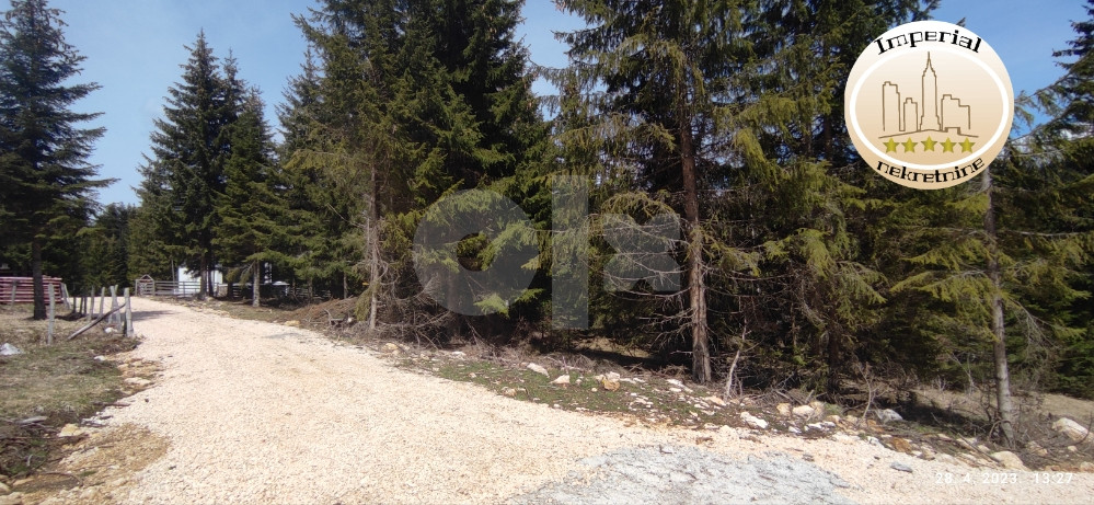Zemljište Jahorina, Dvorišta, Pale 1000m2 (dva placa od 500m2) 3