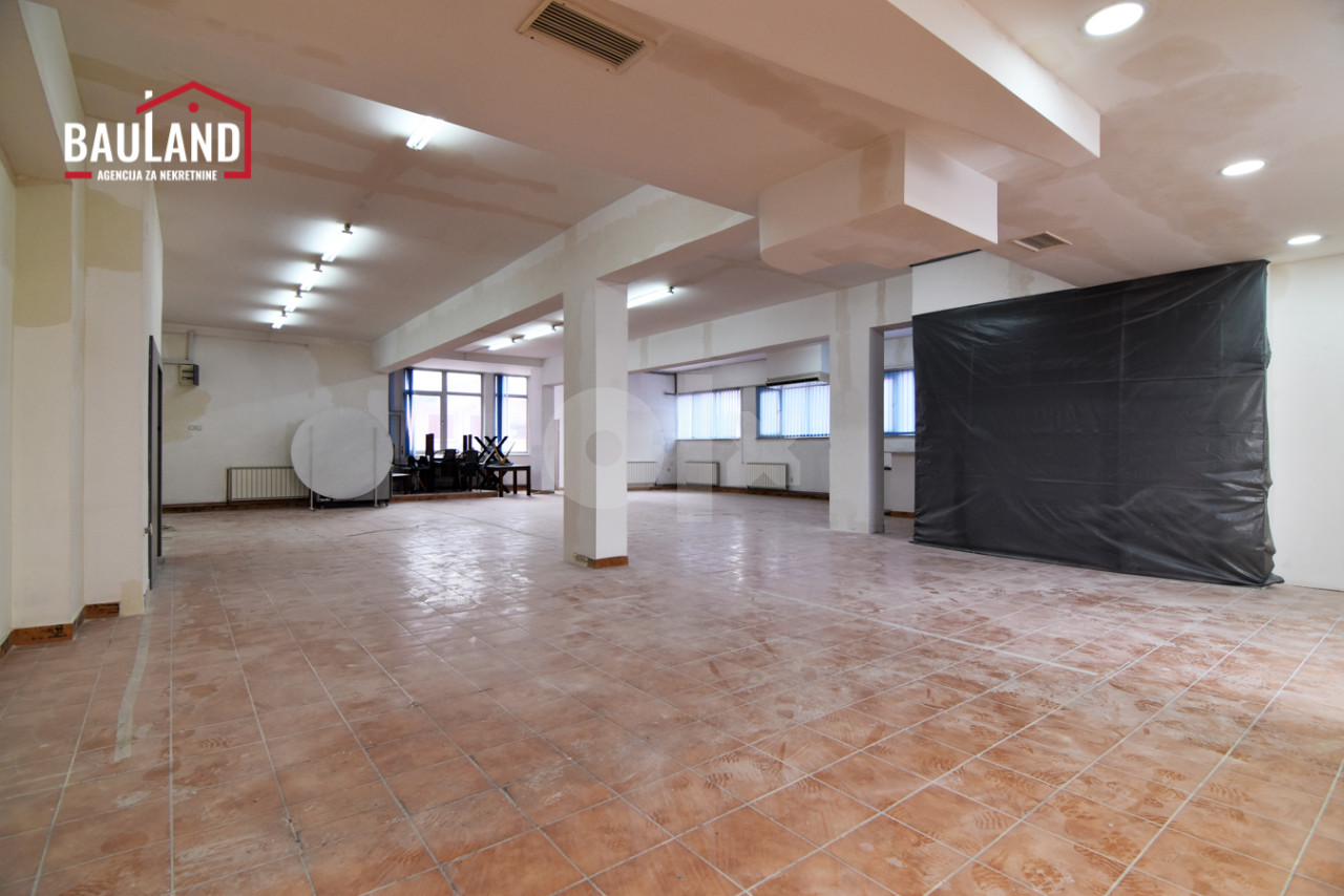 Poslovni prostor Ilidža 180m2 3
