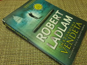 Smrtonosna vendeta, Robert Ladlam