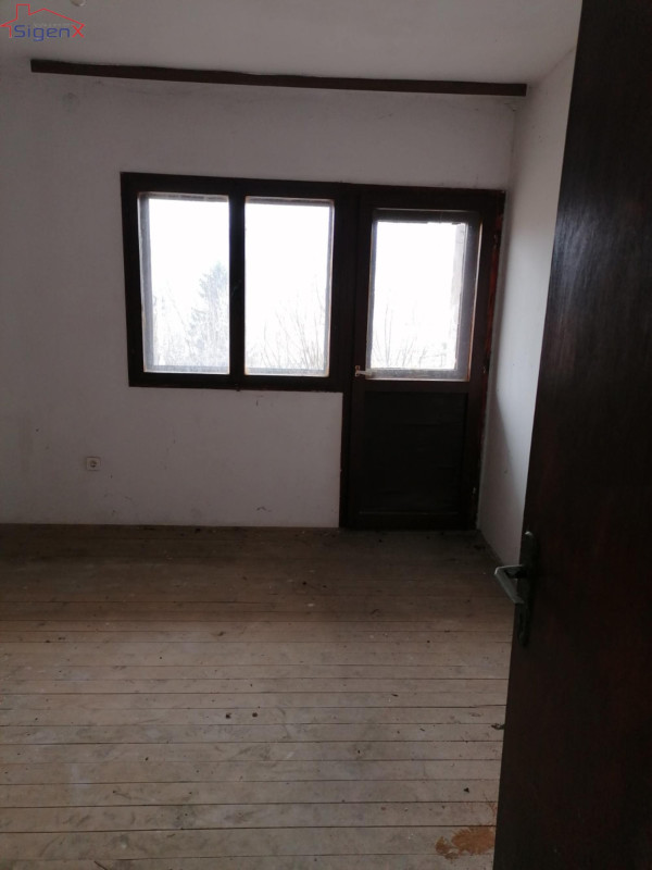 SIGENX prodaje: Kuća Sarajevo - Centar, Velešići 18