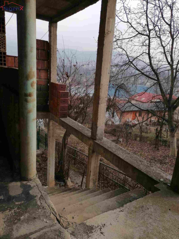 SIGENX prodaje: Kuća Sarajevo - Centar, Velešići 8