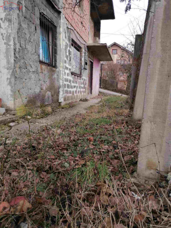 SIGENX prodaje: Kuća Sarajevo - Centar, Velešići 6