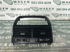 Resetke ventilacije Volkswagen Touareg (fotografija 1)