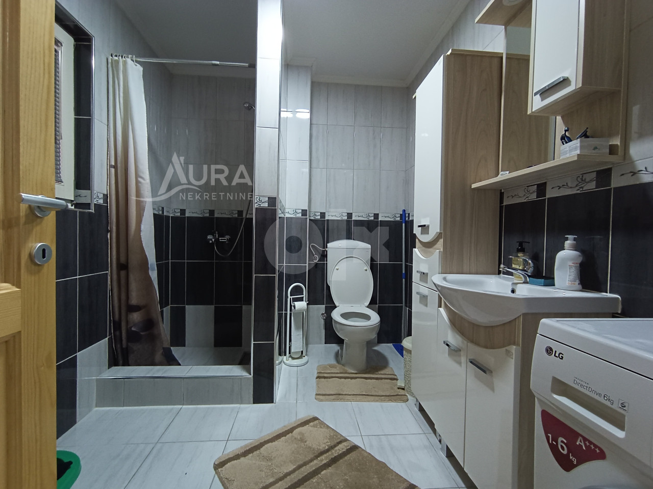 AURA/ Top Kuća - Vila / 8302 m2/ Ajdinovići 16