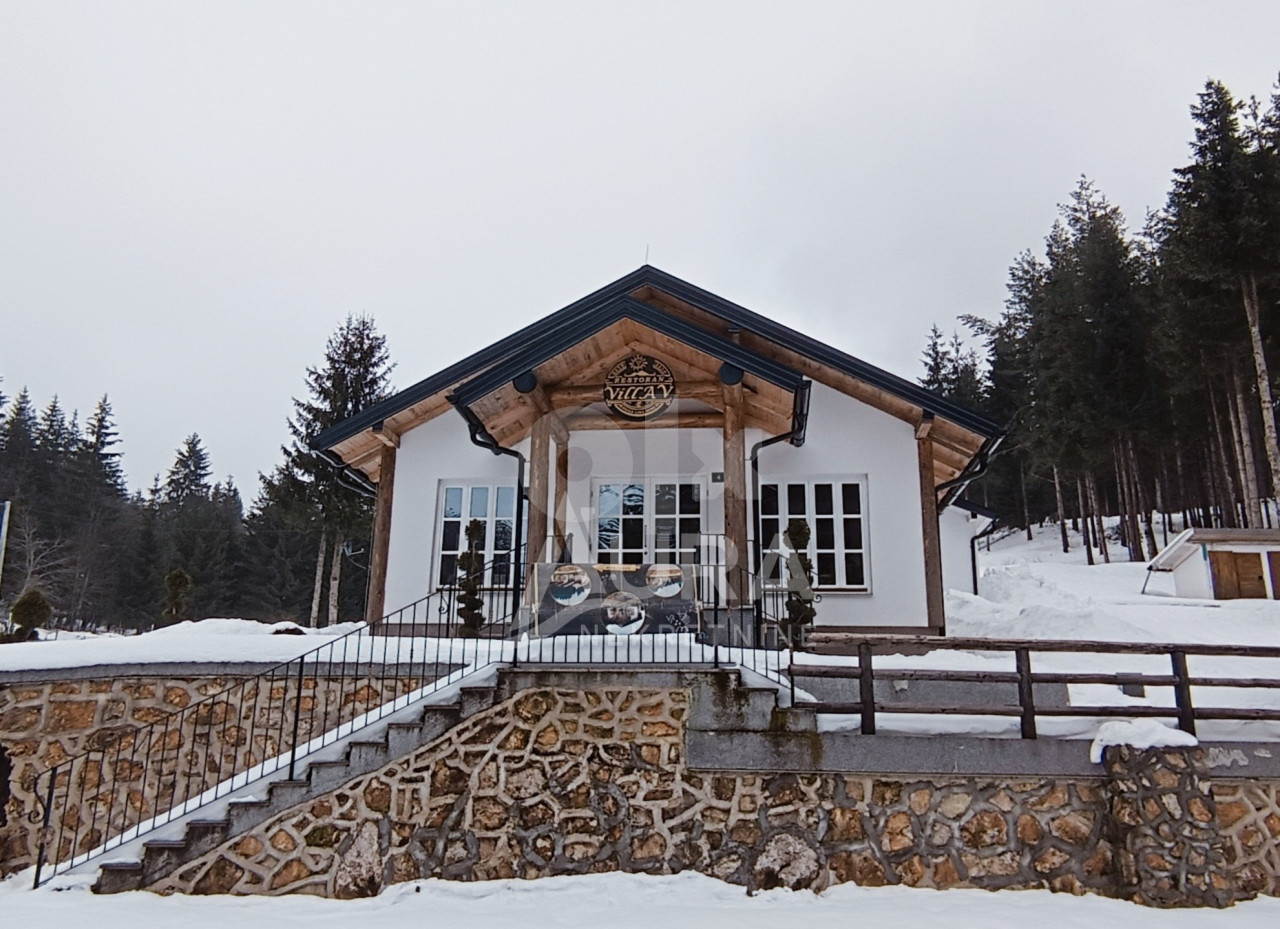 AURA/ Top Kuća - Vila / 8302 m2/ Ajdinovići