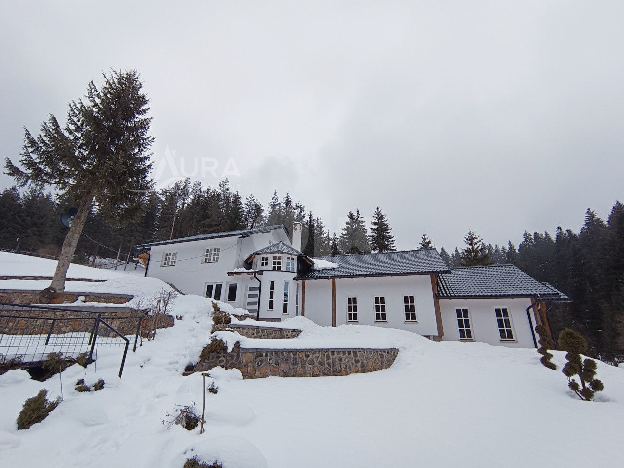 AURA/ Top Kuća - Vila / 8302 m2/ Ajdinovići 25