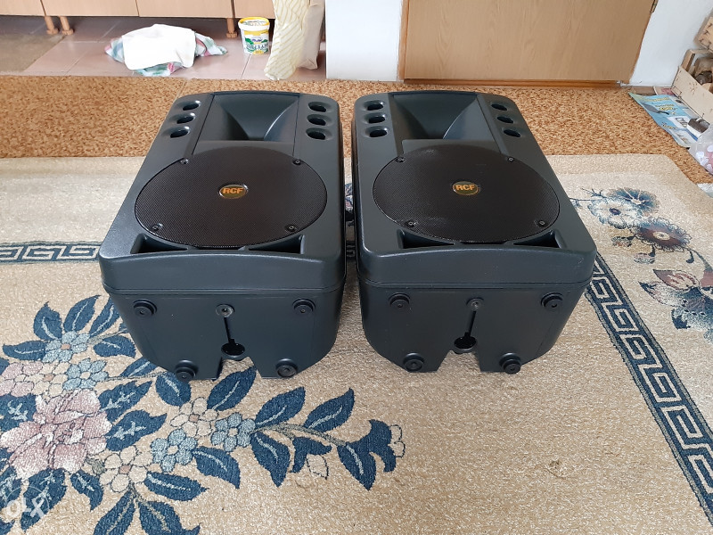 Rcf Art 300, Zvučnici i zvučne kutije