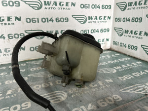 Boca vode Mercedes W203 2006 (fotografija 4)