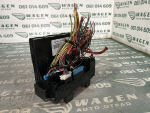 Elektronika kutija osigurača Mercedes W203 (fotografija 5)