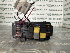 Elektronika kutija osigurača Mercedes W203