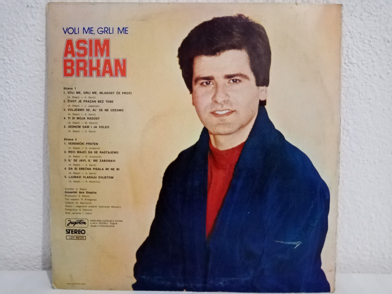 ASIM BRKAN - Voli me, grli me