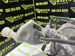 Glavni kočioni b Peugeot 207 (fotografija 1)