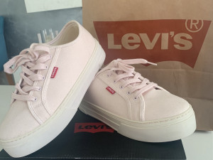Levis patike
