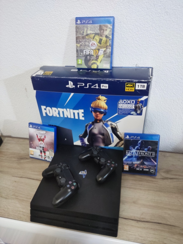 Playstation 4 Pro 1TB (CUH-7216B) 1 Controller (Gebraucht) In