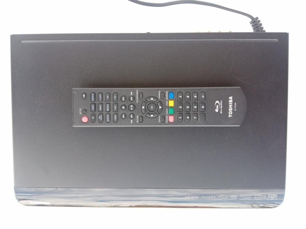 TOSHIBA BDX1100KE Blu ray dvd player/SD Card DVD/Bluray player OLX.ba
