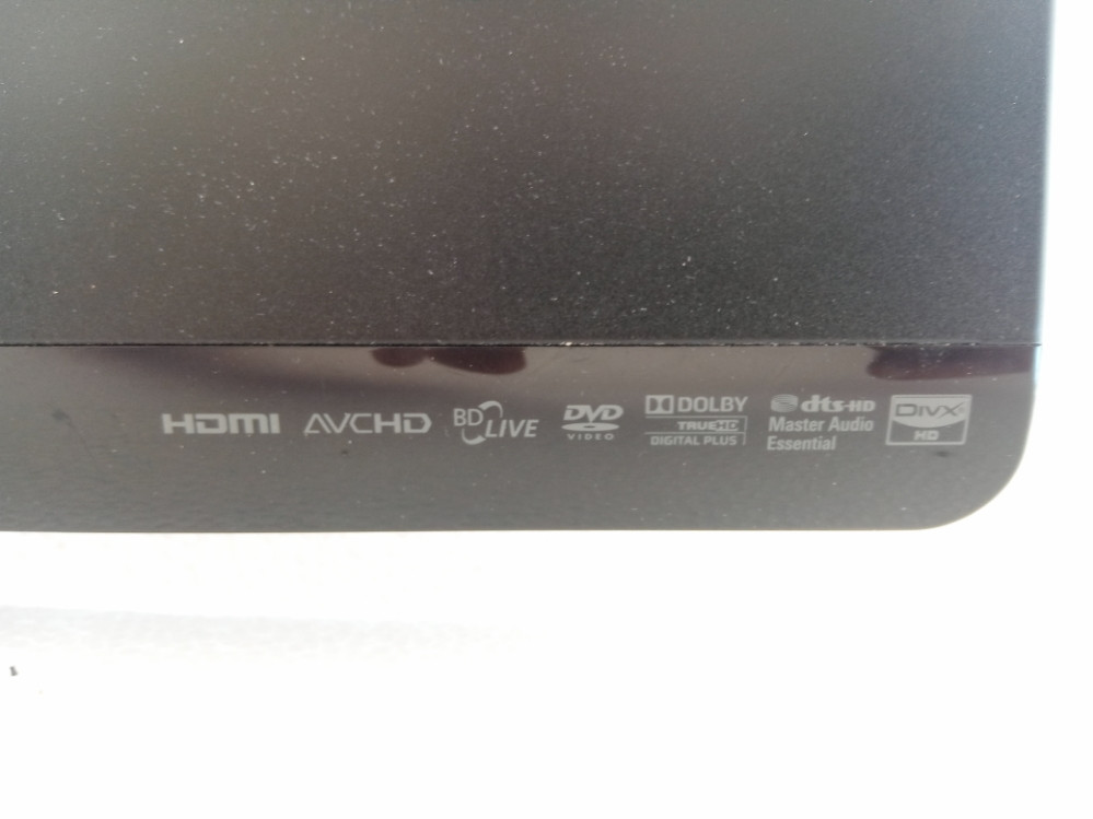 TOSHIBA BDX1100KE Blu ray dvd player/SD Card DVD/Bluray player OLX.ba