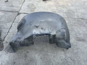 PVC BLATOBRAN DESNI  SSANG YONG REXTON