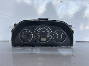 Taho celer sat Nissan X Trail 2004