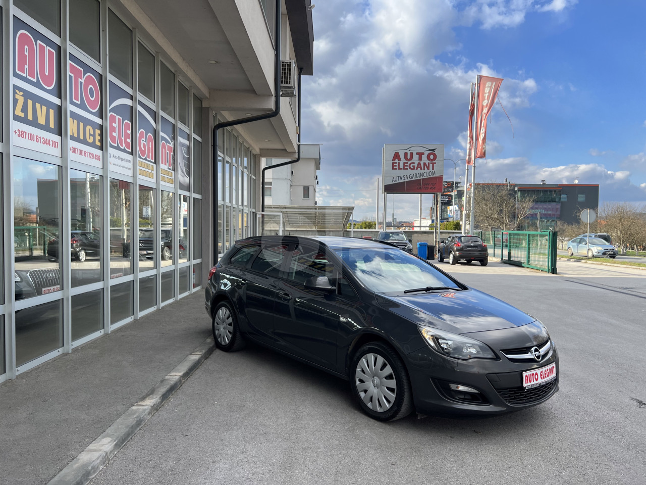 Opel Astra 1.6 CDTI 100kW 2014 god Facelift e6 *navi*