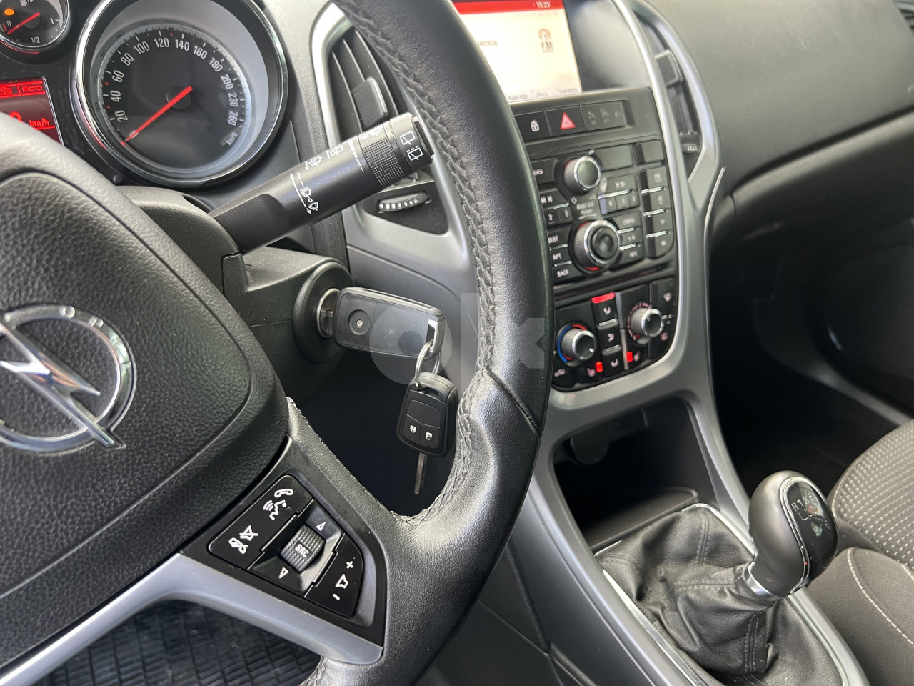 Opel Astra 1.6 CDTI 100kW 2014 god Facelift e6 *navi*