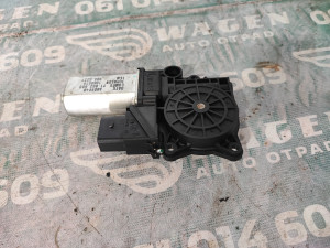 Motoric podizaca stakla BMW E90 (fotografija 1)