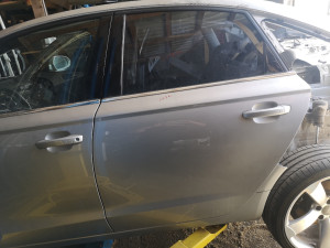 Zadnja lijeva ljeva vrata limuzina audi a6 4g LX7W cod