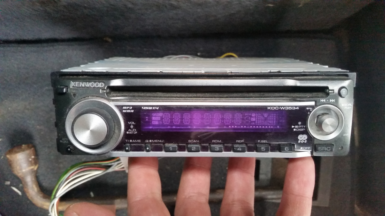 KENWOOD MP3 CD PLAYER Cijelo ozvučenje OLX.ba