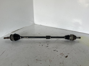 Poluosovina 85kw Opel Astra J 2011