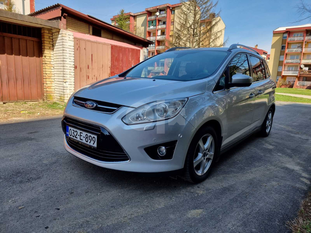 Ford Grand CMax 2014 Automobili OLX.ba