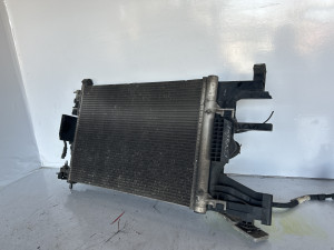 Hladnjak vode b 85kw Opel Astra J