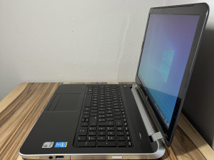Laptop pavilion CORE i7 novi ssd disk 240 GB