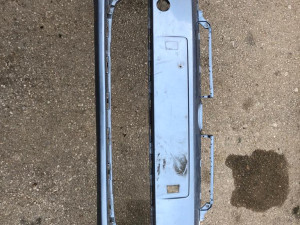 Volkswagen Golf 6 Mk6 Branik prednji karambolka branici