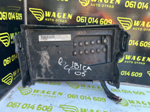 Poklopac akumulatora Seat Ibiza 2005